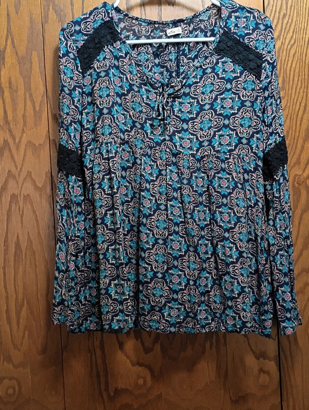 Hollister Boho Floral Lace-Trim Peasant Top - Teal Multi